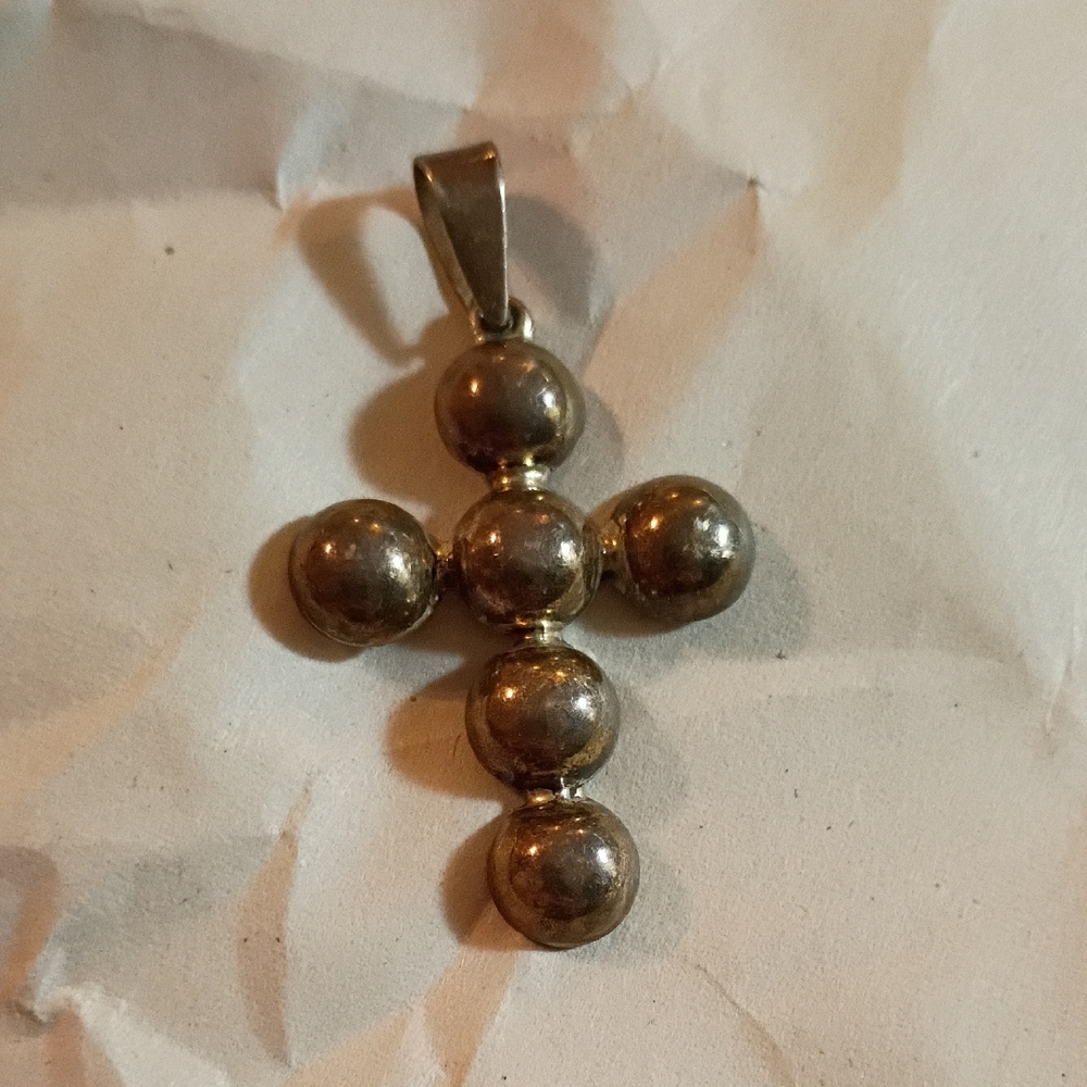 Elegant Gold Cross Pendant